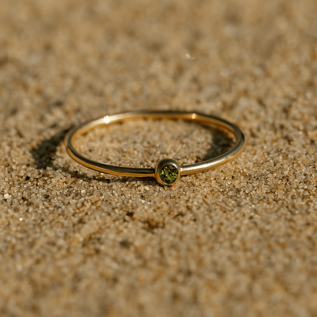 Anillo Colori – Chapado en oro y piedra de nacimiento