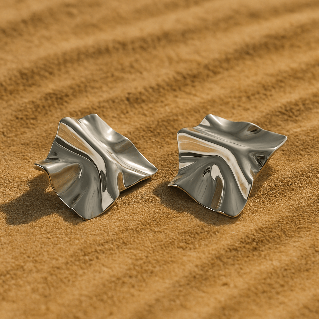 Pendientes Marta – Hojas arrugadas en acero chapado en oro y plata 925