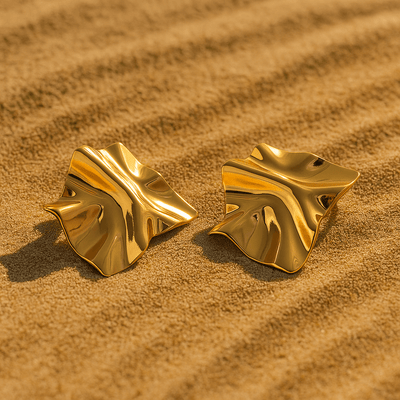 Pendientes Marta – Hojas arrugadas en acero chapado en oro y plata 925