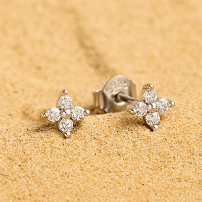 Pendientes Brunelleschi – Clavos en plata 925 y moissanita