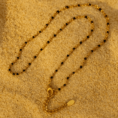 Collar Camilla – Baño de oro 18k y perlas esmaltadas