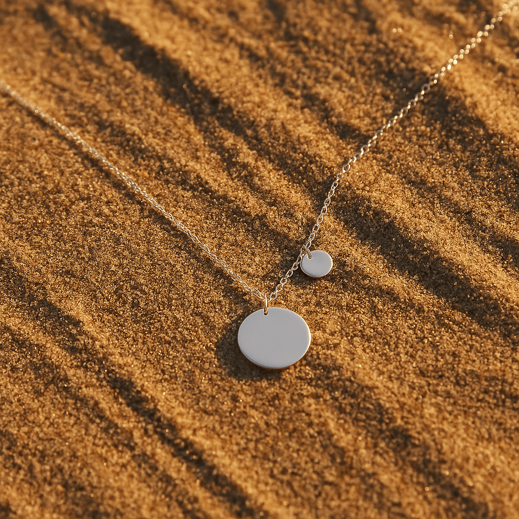 Collar Melodia – Acero plateado y dúo de medallas lisas