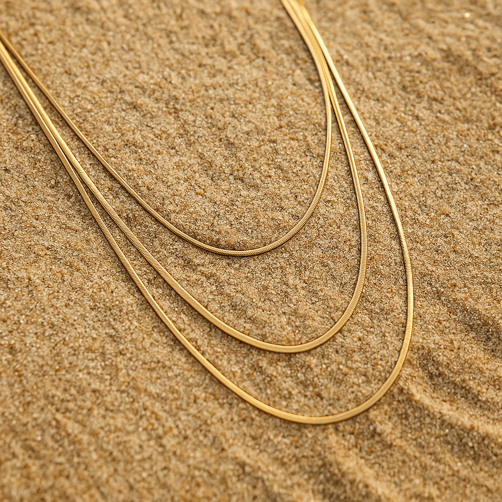 Collar Amalfi – Multicapa chapado en oro de 18k o plata