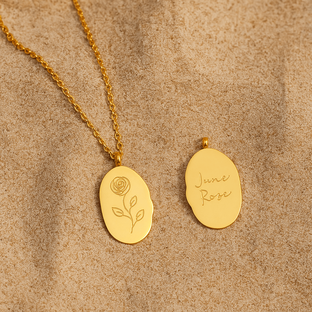 Collar Primavera – Medallón grabado y flor del mes