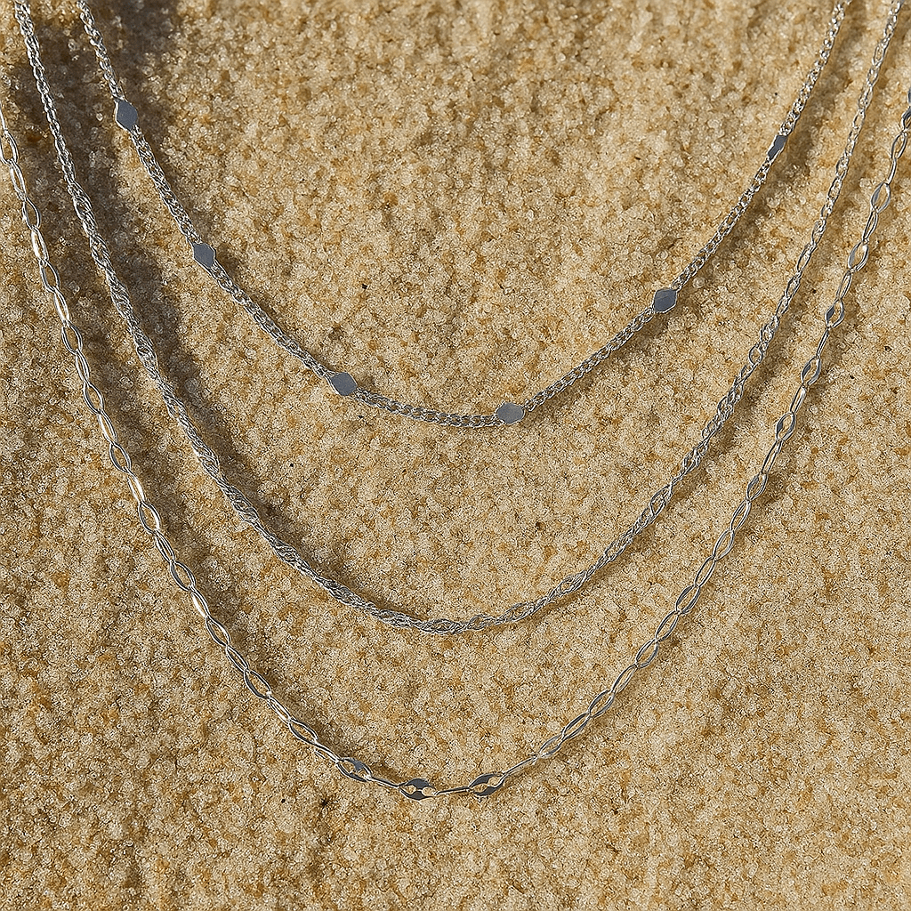 Collar Spontanea – Triple fila chapado en oro 18k