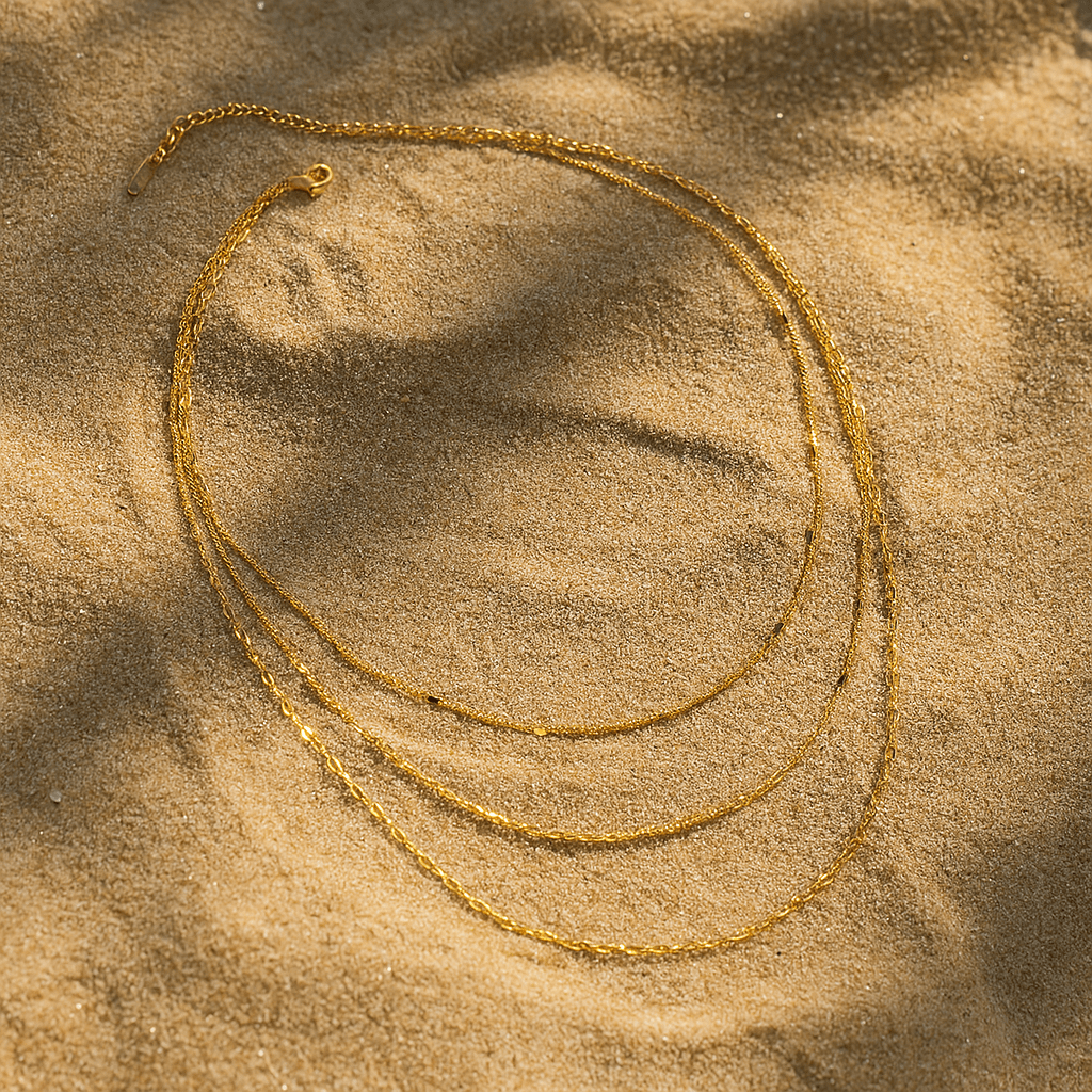 Collar Spontanea – Triple fila chapado en oro 18k