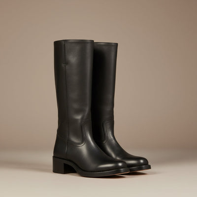 Ana – Botas Clásicas y Modernas